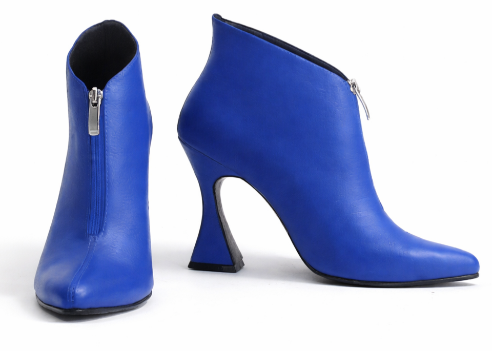 Somos fabricantes Colombianos de Calzado Fashionista, elaborado con técnicas artesanales, pieles finas y acabados Premium, brindándote seguridad y confianza para realizar tu compra. Dunia Shoes Calzado